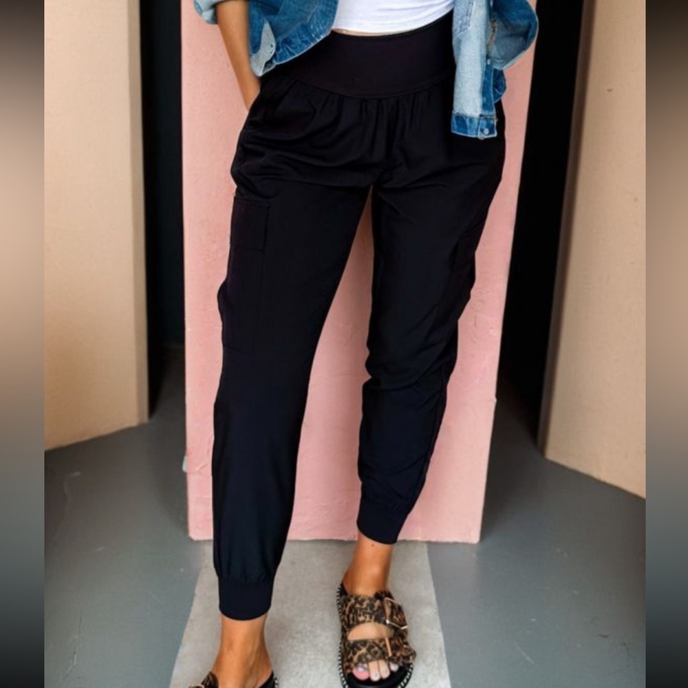 🚨🚨SALE🚨🚨 Stylish Black Women's High Waisted Jogger Pants